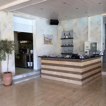 Sailinn Mykonos アパート オルノス