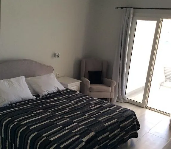 Sailinn Mykonos Ορνός